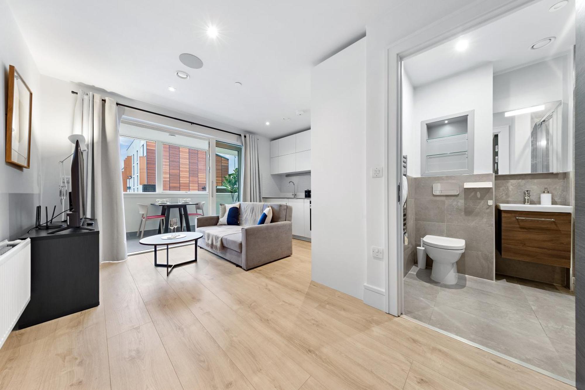Stylish Retreats On Olympic Way Apartment London Ngoại thất bức ảnh